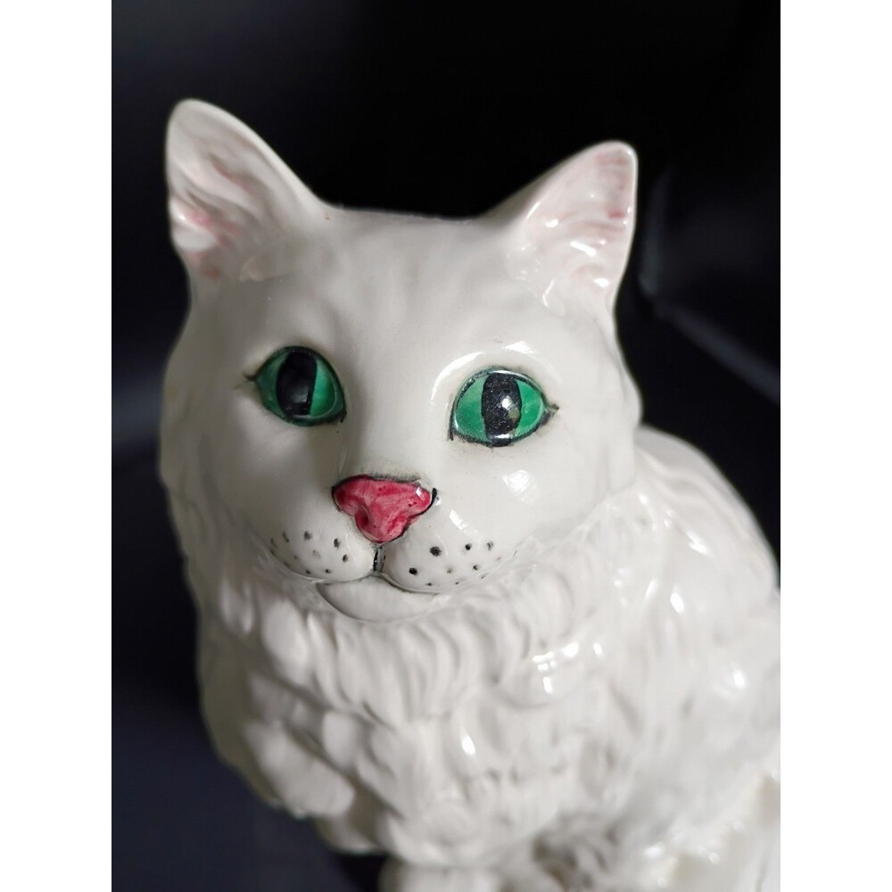 White Persian 8" Cat Ceramic Figurine Green Eyes Vintage Beswick England  #1867